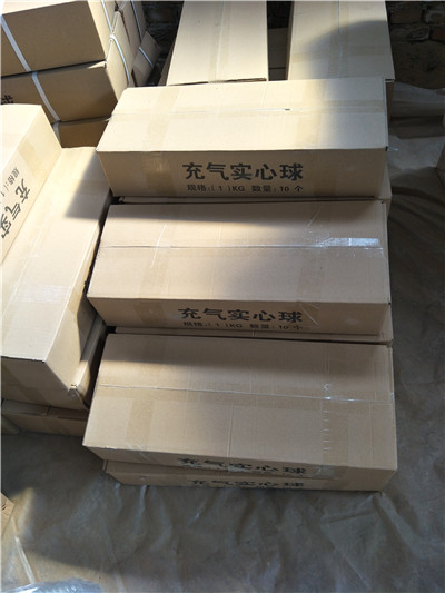 體操墊、羽毛球柱、實心球、海綿包大量現(xiàn)貨
