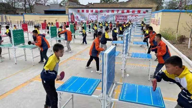 一款可以讓孩子們放下手機(jī)的乒乓球臺誕生了，遠(yuǎn)離手機(jī)吧